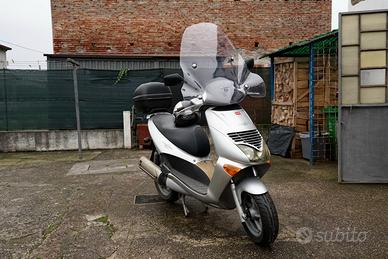 Aprilia Leonardo 125