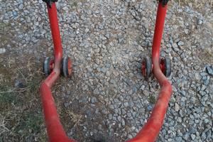 cavalletto alza moto posteriore 