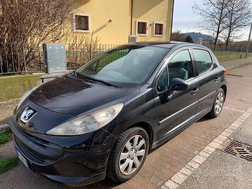 Peugeot 207 1.4 HDi