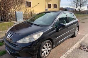 Peugeot 207 1.4 HDi