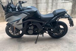 CFMOTO 650GT 2023 incidentata