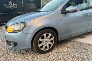 Volkswagen Golf VI