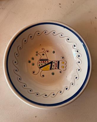 Piatto devorativo in ceramica sarda