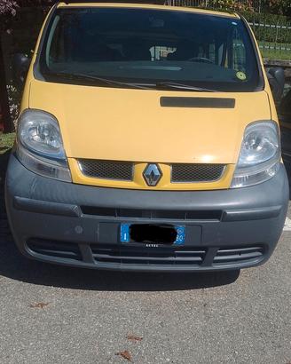 Ranault Trafic 9 posti