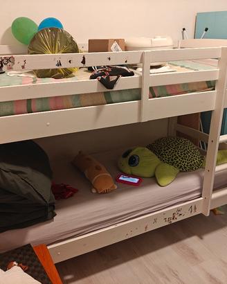 letto a castello con materassi compresi 