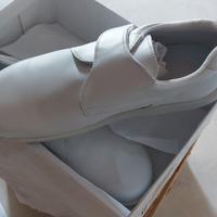 Scarpe antinfortunistiche ospedaliere n. 44 nuove