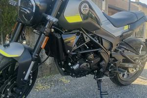 Moto Leoncino Benelli 250