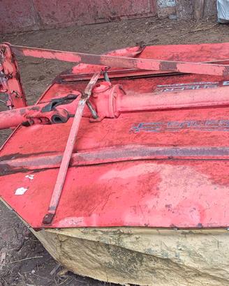 attrezzatura fienaggione