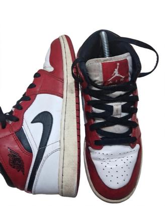 jordan 1 mid chicago