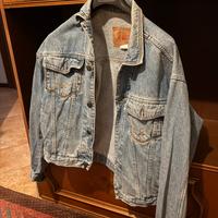 Giubbotto di jeans