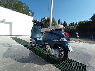 Piaggio Vespa 50 LX - 2010