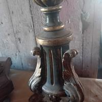  candelabri antichi in legno dorati