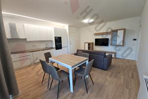 Nuovo Trivano con cantina e posto auto coperto