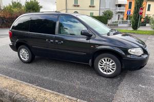 Chrysler Voyager Grand 2.8 CRD cat Limited Auto