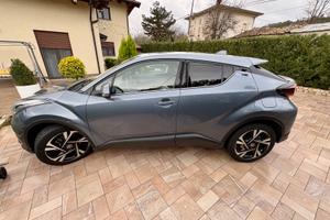 Toyota C-HR Hybrid 1.8 122CV Trend MY22 – 2023