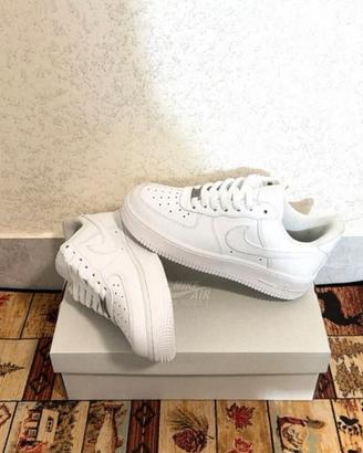 Nike Air Force 1, 42 – Nuove di zecca, mai calzate