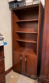 Libreria con ante