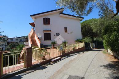 2 LOCALI A CENTOLA