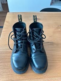 Dr Martens stivali anfibi