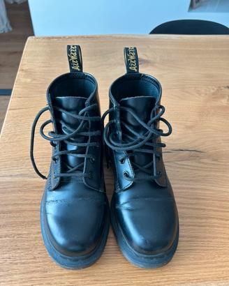 Dr Martens stivali anfibi