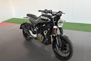 Husqvarna Svartpilen 401