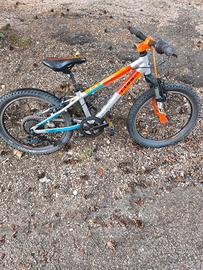 MTB bambino Cube Acid 200