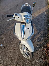 piaggio liberty