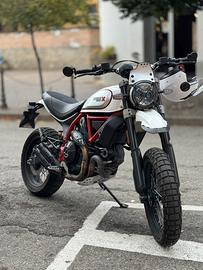 Scrambler Deset Sled