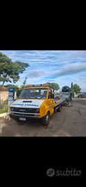 carroattrezzi iveco daily 49.10