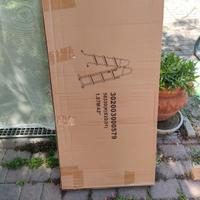 scaletta per piscina nuova 