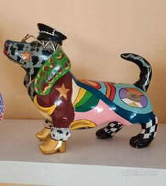 scultura Toms Drag Company