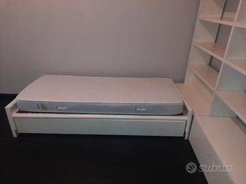 letto doppio con libreria