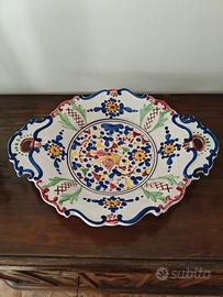 Piatto da portata in maiolica 