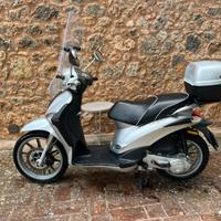Scooter liberty 50