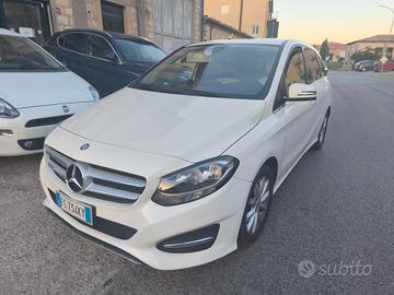 Mercedes B 200d-Noleggio