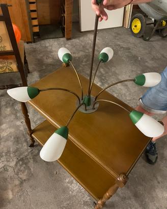 Lampadario vintage anni 70 ottone e vetro opalino