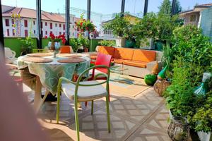 Appartamento di 153 m² con più di 5 locali e box a