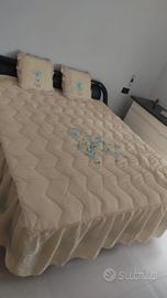 TRAPUNTA MATRIMONIALE COLORE BEIGE DECORI AZZURRI 