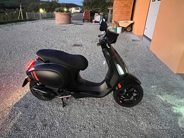 Piaggio Vespa 125 Sprint - 2024