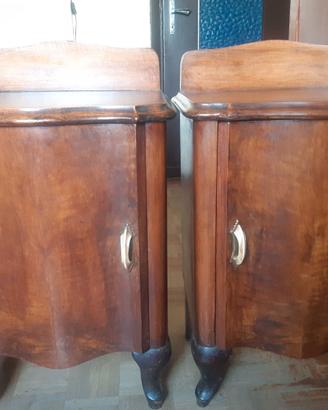 Coppia comodini vintage in legno anni '40/'50