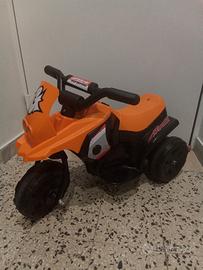 moto giocattolo