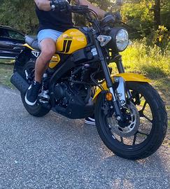 YAMAHA XSR125