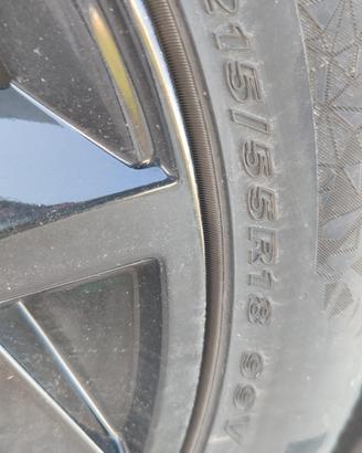 pneumatici invernali 215/55R18 99 V