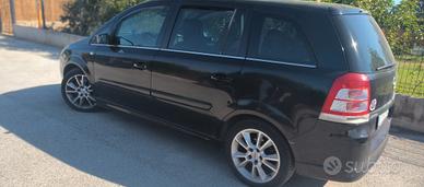 Black Opel Zafira Cosmo Turbo Metano 7 posti Top*