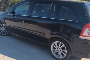 Black Opel Zafira Cosmo Turbo Metano 7 posti Top*