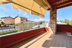 3 LOCALI A DESENZANO DEL GARDA
