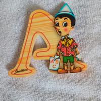 Pinocchio con lettera A