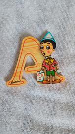 Pinocchio con lettera A