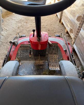 Trattorino tagliaerba