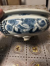 Bruciaprofumi in porcellana a decoro blu e bianco